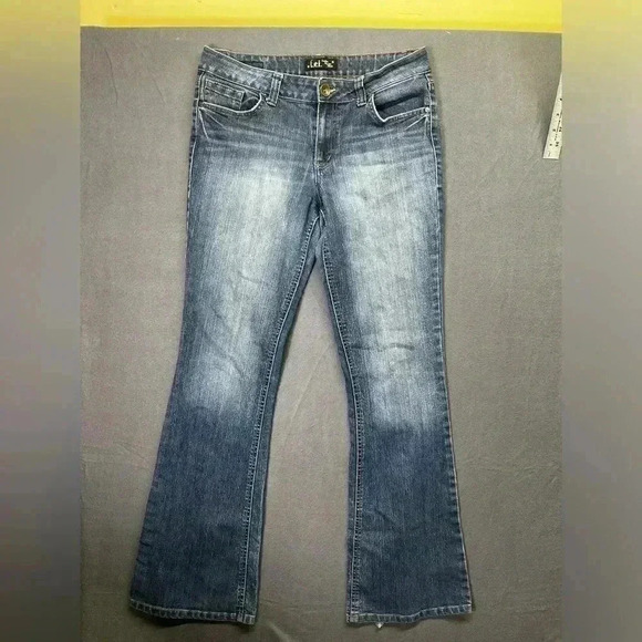 Lei Sophia Hipster Flare Jeans Womens 9 Juniors Blue Denim Stretch Cute 0893 - Picture 1 of 9